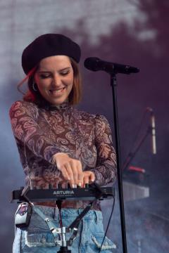 Maja Keuc s skupino (2)